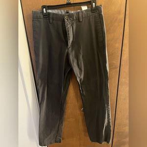 Banana Republic Chino. 33x32